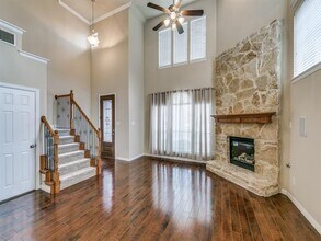 7124 Dry Creek Dr in Plano, TX - Building Photo - Building Photo