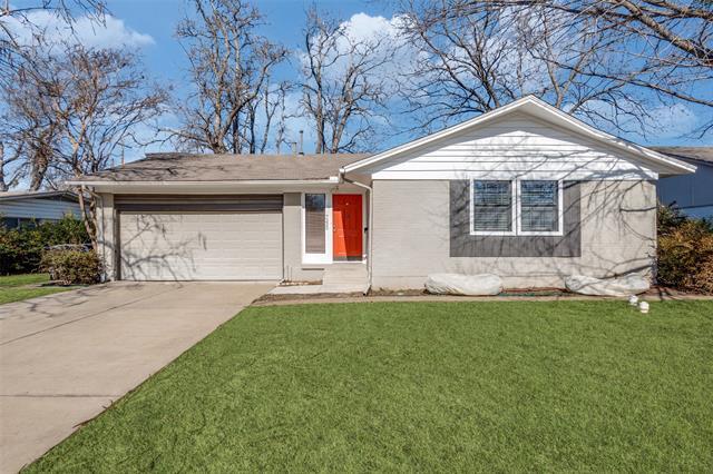 7235 Syracuse Dr in Dallas, TX - Building Photo