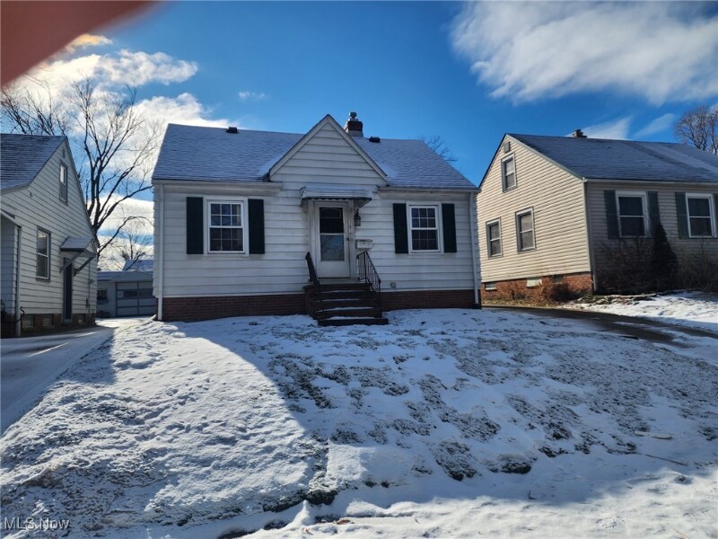 12014 Willard Ave in Garfield Heights, OH - Building Photo