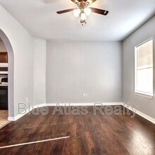 2937 S Adams St in Fort Worth, TX - Building Photo - Building Photo