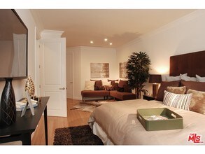 8121 Norton Ave in West Hollywood, CA - Building Photo - Building Photo