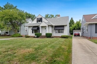 20511 Balfour Rd in Warrensville Heights, OH - Building Photo - Building Photo