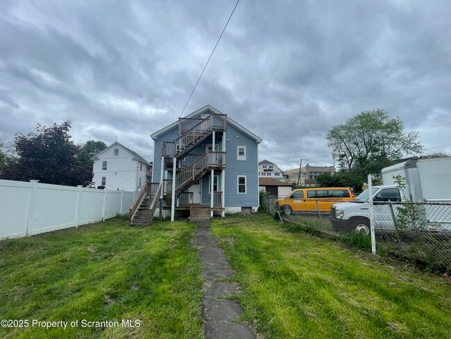 property at 305 Willow St