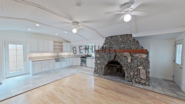 property at 14832 Kitterman Dr
