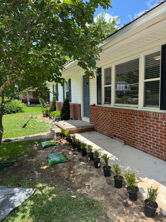 1406 Lambard Dr in Tupelo, MS - Building Photo