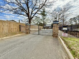 5371 Central Ave in Hot Springs, AR - Building Photo