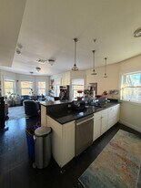 6 Giles Park, Unit 1A in Somerville, MA - Building Photo