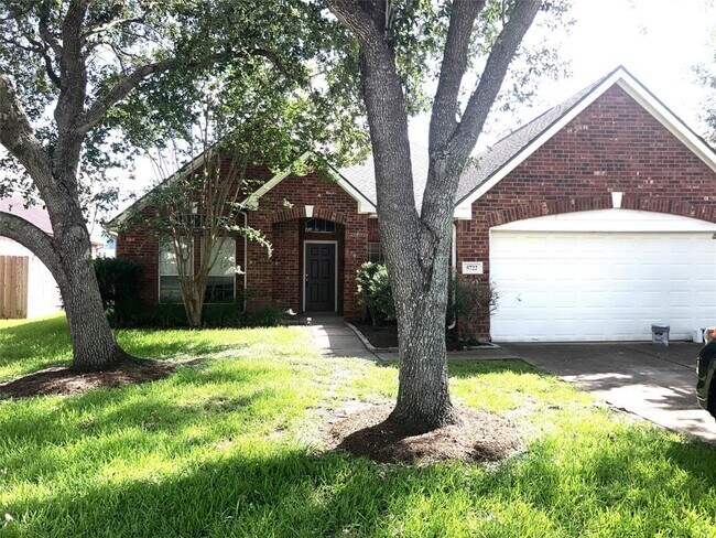 property at 5722 Ashbury Trails Ct