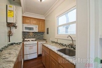 246 Ashland Ave in Santa Monica, CA - Building Photo - Building Photo