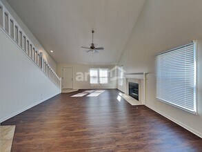 1531 Mallard Cir E in Newark, OH - Foto de edificio - Building Photo