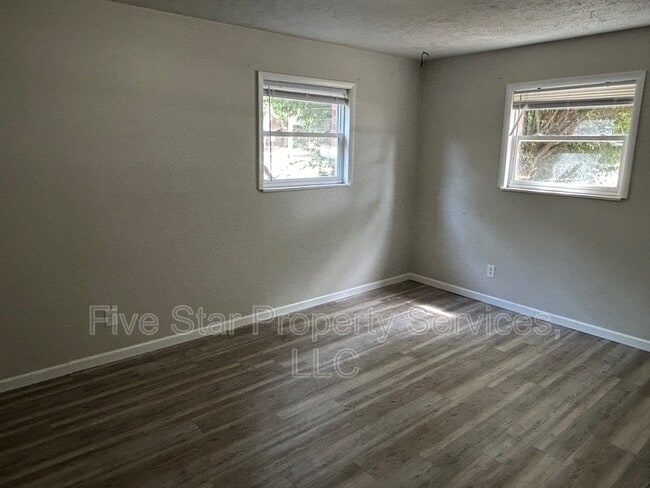 201 W Allen St in Springfield, IL - Building Photo - Building Photo