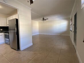 101 SW 132nd Way-Unit -202J in Pembroke Pines, FL - Building Photo - Building Photo