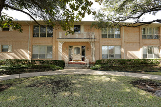 Park Fontaine in Dallas, TX - Building Photo - Building Photo