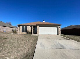 3817 Water Oak Dr in Killeen, TX - Building Photo