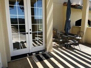 265 Cedar Cir in Healdsburg, CA - Building Photo - Building Photo