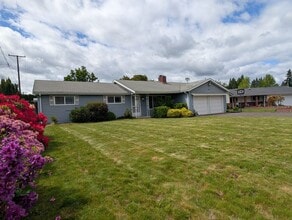 431 Santa Clara Ave in Eugene, OR - Building Photo - Building Photo