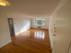 1105 Lexington St, Unit 2-9 in Waltham, MA - Building Photo