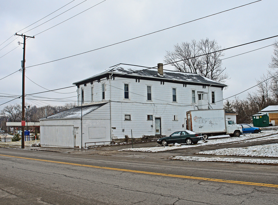 2222 Lagonda Ave in Springfield, OH - Foto de edificio