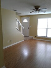 607 Casa Park Ct E in Winter Springs, FL - Building Photo - Building Photo