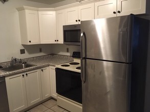 326 Green Meadow Dr, Unit 326 in Wautoma, WI - Foto de edificio - Building Photo