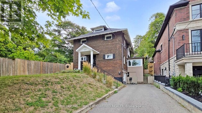 property at 107 Lawrence Crescent