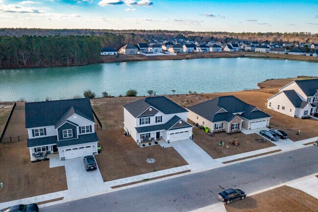 1024 Loretta Ln in New Bern, NC - Building Photo - Building Photo