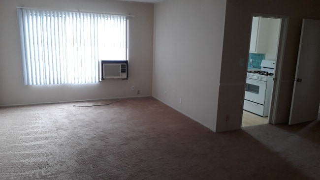 4450 Murietta Ave in Los Angeles, CA - Building Photo - Building Photo