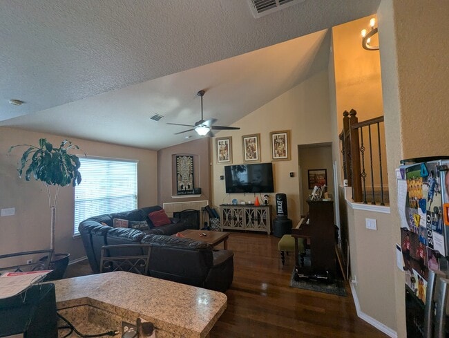 201 Kipper Ave in Cibolo, TX - Building Photo - Building Photo