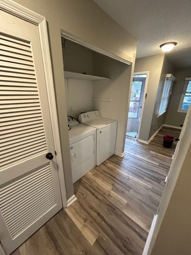 2709-2711 N Kaster Ct in Muncie, IN - Building Photo - Building Photo