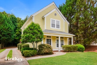302 Pinehurst Way in Canton, GA - Building Photo - Building Photo
