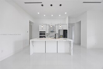 3111 W 17th St in Lehigh Acres, FL - Building Photo - Building Photo