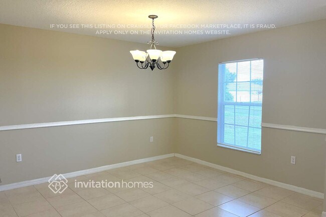 2005 Elmhurst Ln in Mascotte, FL - Building Photo - Building Photo