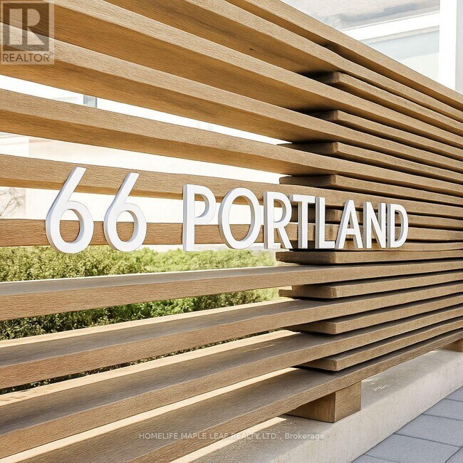66-566 Portland St in Toronto, ON - Building Photo - Building Photo