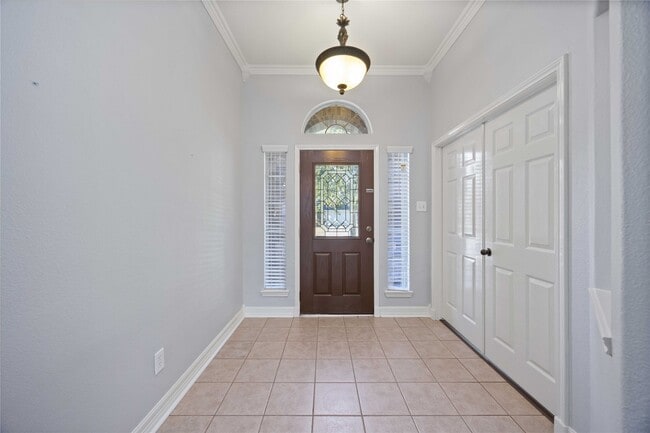 property at 15018 Summer Knoll Ln