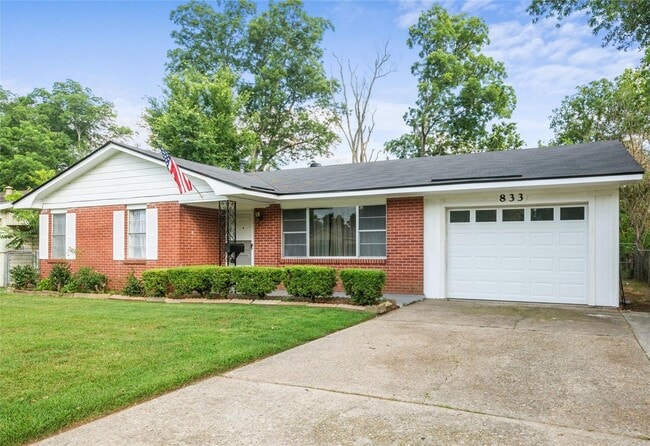 833 Camilla Dr in Shreveport, LA - Building Photo - Building Photo