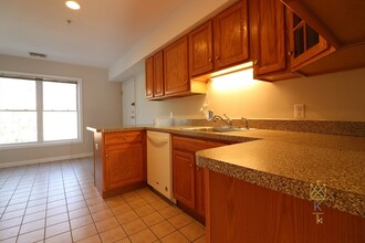 20 Cameron St, Unit 301 in Brookline, MA - Building Photo - Building Photo