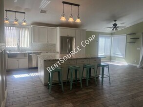 38757 Elder Creek Ct in Palmdale, CA - Building Photo - Building Photo