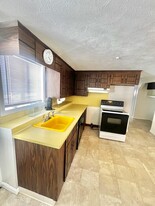 82 Trueman Dr, Unit 1 in Malden, MA - Building Photo