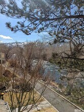 2875 Idlewild Dr, Unit 12 in Reno, NV - Foto de edificio - Building Photo