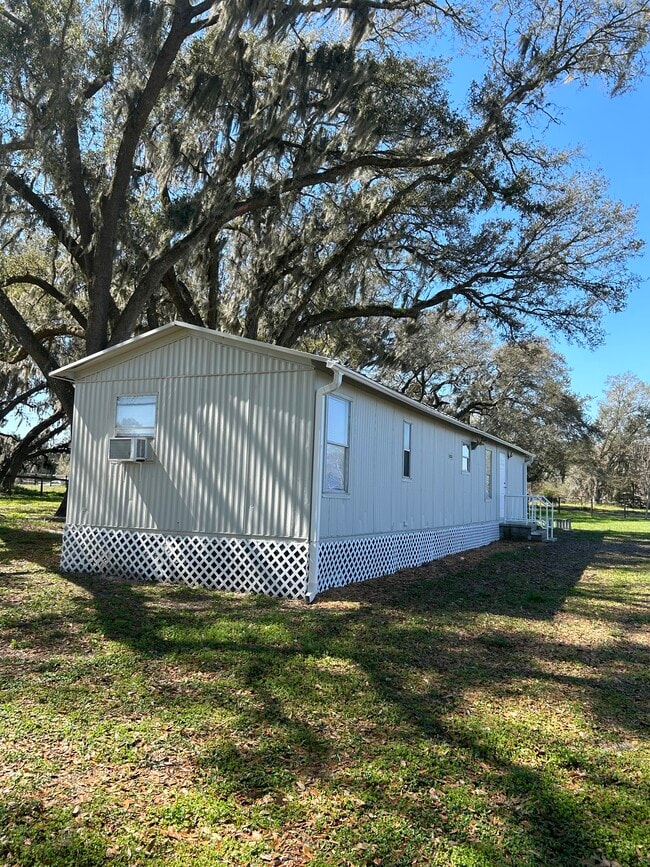 3986 SE 150th St in Summerfield, FL - Building Photo - Building Photo