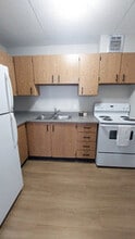 Cooper Place Apartments in Sault Ste Marie, ON - Building Photo - Building Photo