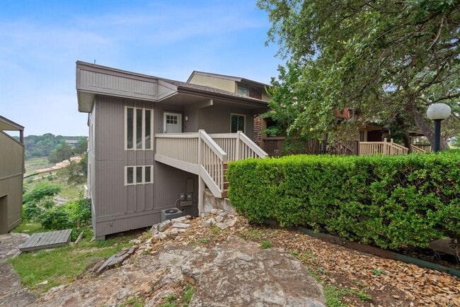 property at 321 Venture Blvd S