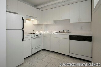 18 Chauncy St, Unit 4 in Cambridge, MA - Building Photo - Building Photo