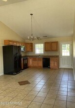 106 Laib Ln-Unit -1 in Sneads Ferry, NC - Building Photo - Building Photo