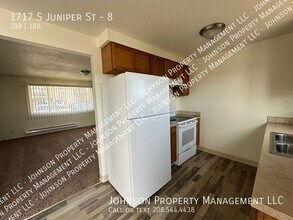 1717 S Juniper St in Nampa, ID - Building Photo - Building Photo