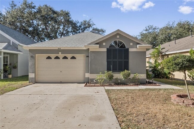 616 Cape Cod Cir in Valrico, FL - Building Photo - Building Photo