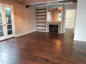 4822 Grand Ave in La Cañada Flintridge, CA - Building Photo - Building Photo