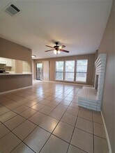 9008 Sanger Dr, Unit B in Austin, TX - Building Photo - Building Photo
