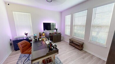 9372 McLaren Alley in Winter Garden, FL - Building Photo - Building Photo