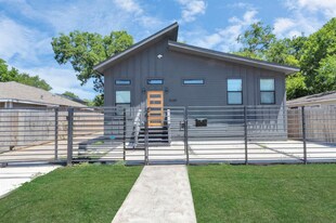 3439 Reeves St in Houston, TX - Building Photo